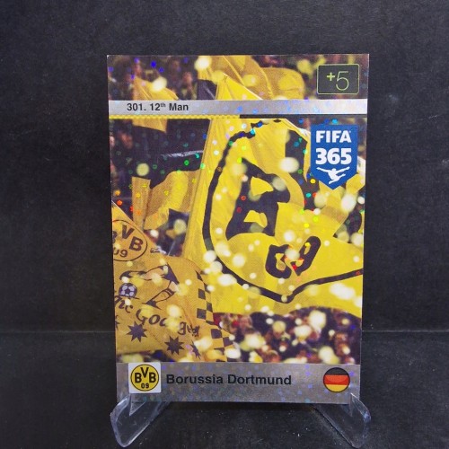 2015-16 Panini Fifa 365 Borussia Dortmund 12th Man /E6