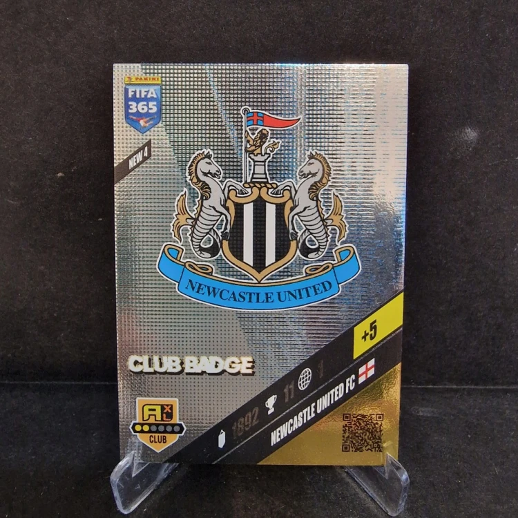2024 Panini Fifa 365 Club Badge Logo Newcastle United /K47
