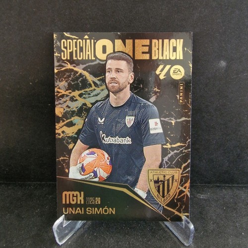 2025-26 Panini Megacracks Unai Simon Atletic Bilbao Special One /K70
