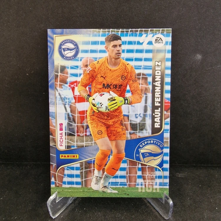 2025-26 PANINI Megacracks Raul Fernandez Alaves /K