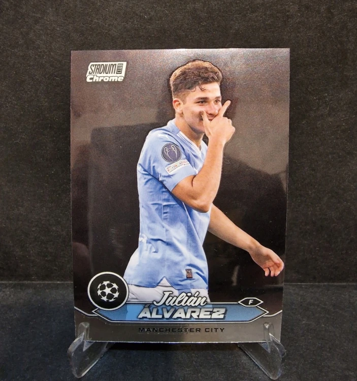 2023-24 Topps Chrome Stadium Alvarez Manchester City /LU11