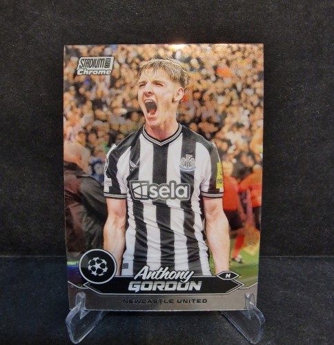 2023-24 Topps Stadium Chrome Gordon Newcastle United /LU16