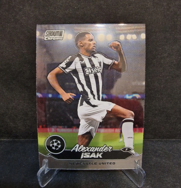 2023-24 Topps Stadium Chrome Isak Newcastle United /LU16