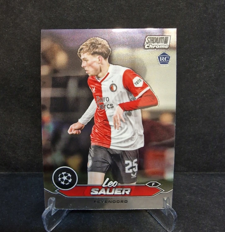 2023-24 Topps Stadium Chrome Leo Sauer Feyenord /LU16