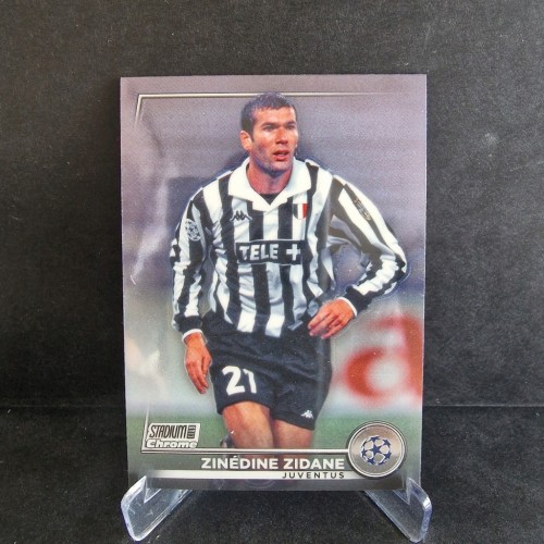 2023-24 TOPPS Stadium Chrome Zinedine Zidane Juventus Legends /M25