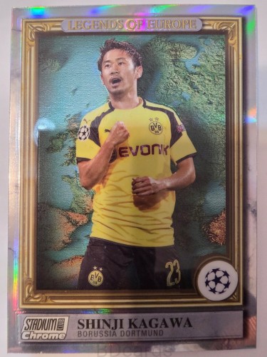 2022-23 Topps Stadium Chrome Shinji Kagawa Borussia Dortmund Legends /A