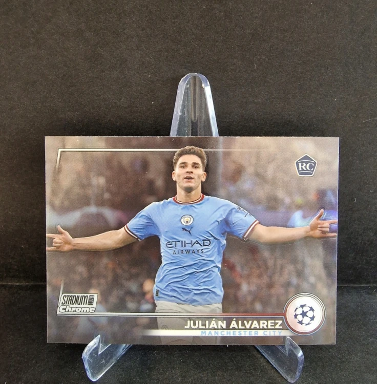 2022-23 Topps Chrome Stadium Alvarez Manchester City /AU4