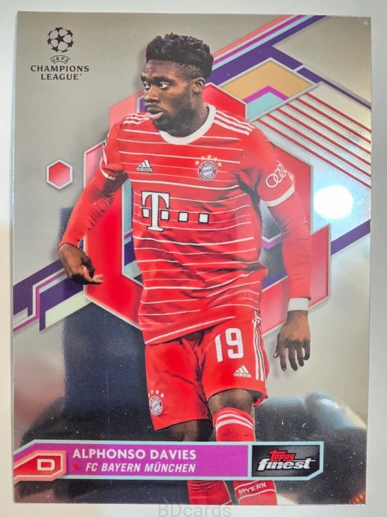 2022-23 Topps Finest Alphonso Davies Bayern Monachium /A