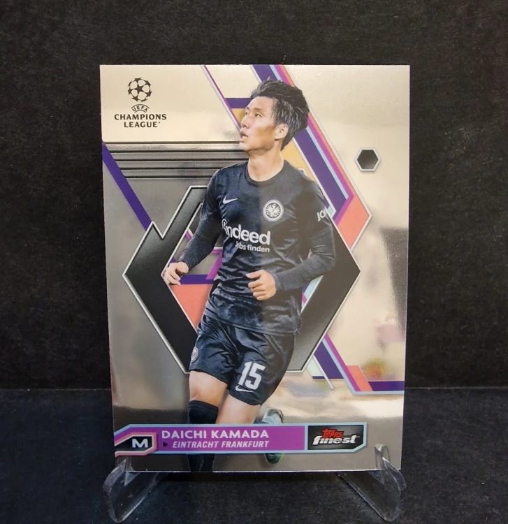 2022-23 Topps Finest Daichi Kamada Eintracht Frankfurt/ ll24