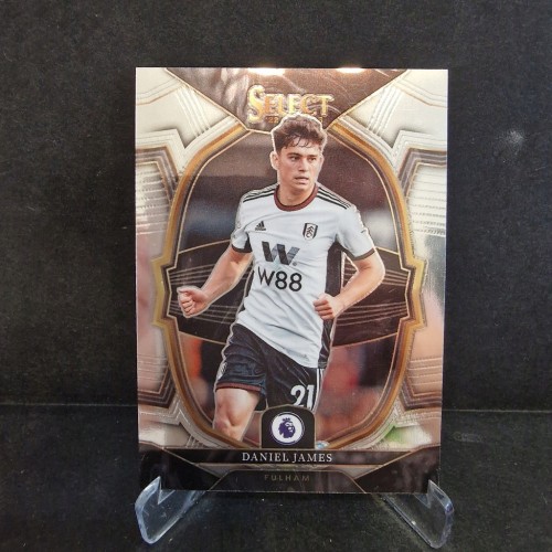 2022-23 Panini Select EPL Daniel James Fulham /K10