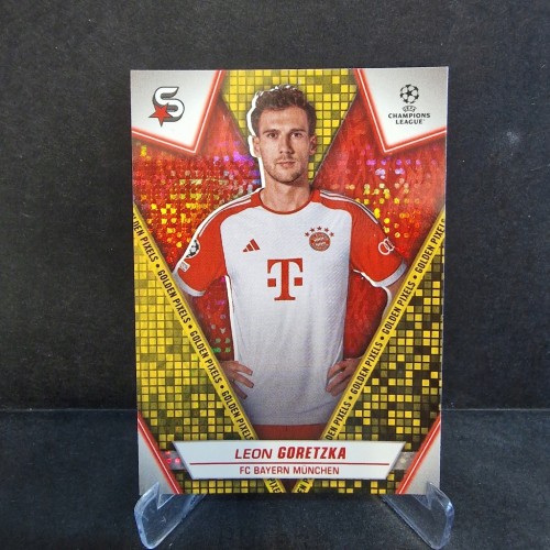 2023-24 TOPPS Superstars Goretzka Bayern Monachium Golden Pixels /U17