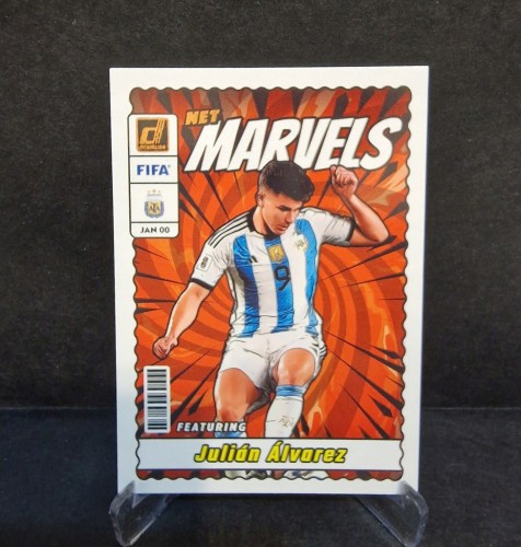 2023-24 Panini Donruss Julian Alvarez Argentina Marvels /AU11
