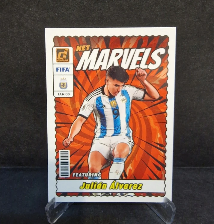 2023-24 Panini Donruss Julian Alvarez Argentina Marvels /AU11