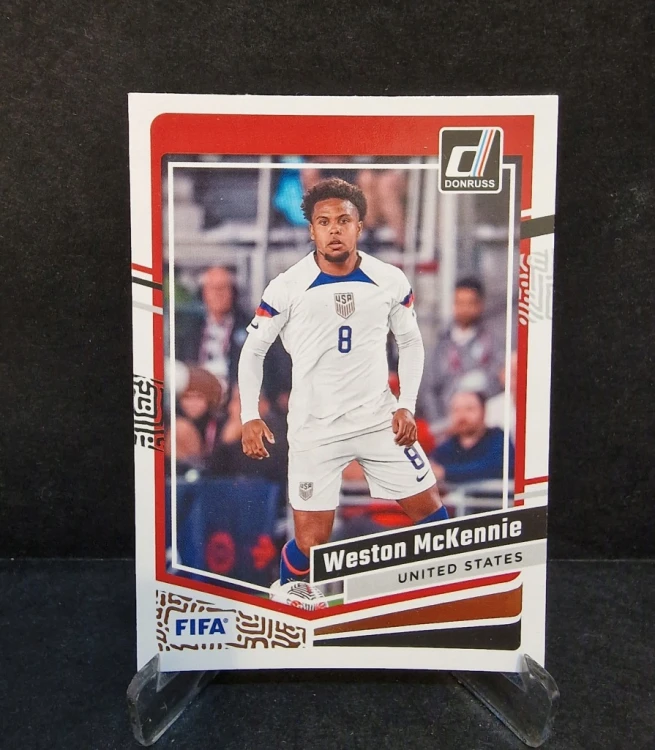 2023-24 Panini Donruss Weston McKennie USA / OC20