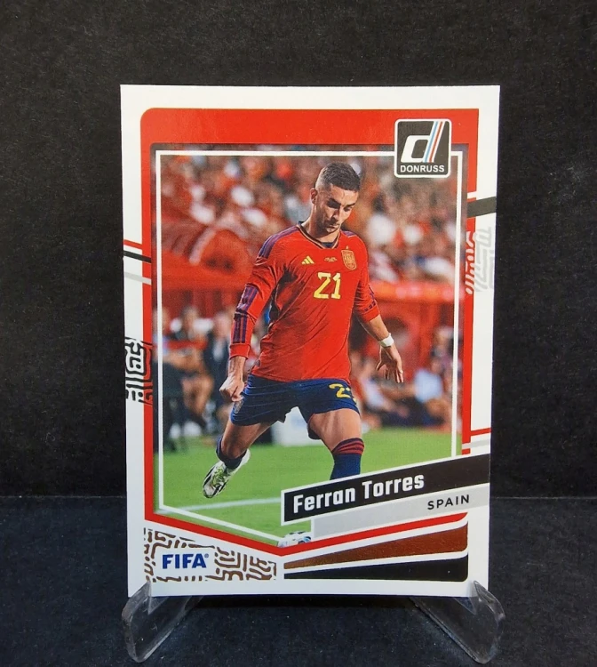 2023-24 Panini Donruss Ferran Torres Spain / OC19