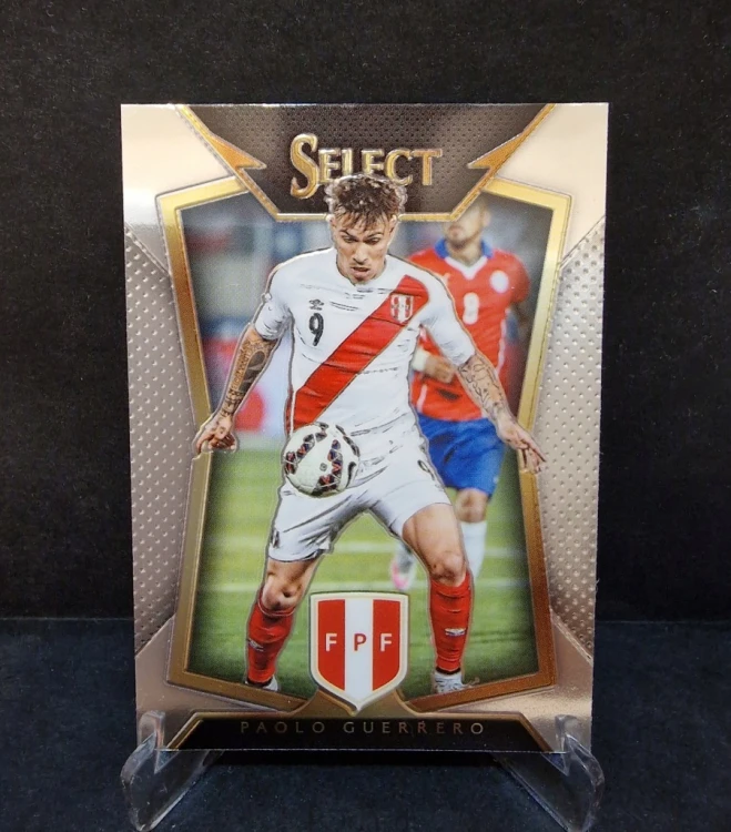 2015-16 Panini Select Soccer Paolo Guerrero /FI13