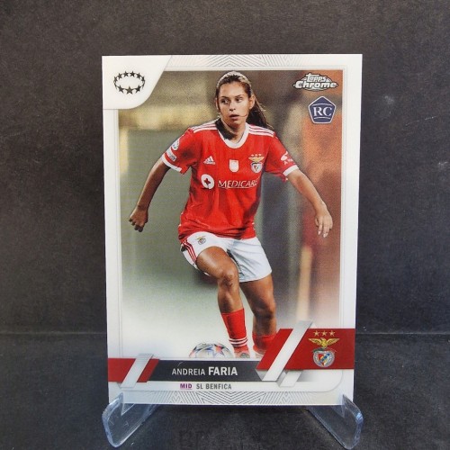 2022-23 Topps Chrome Womens Fiaria Benfica /E52