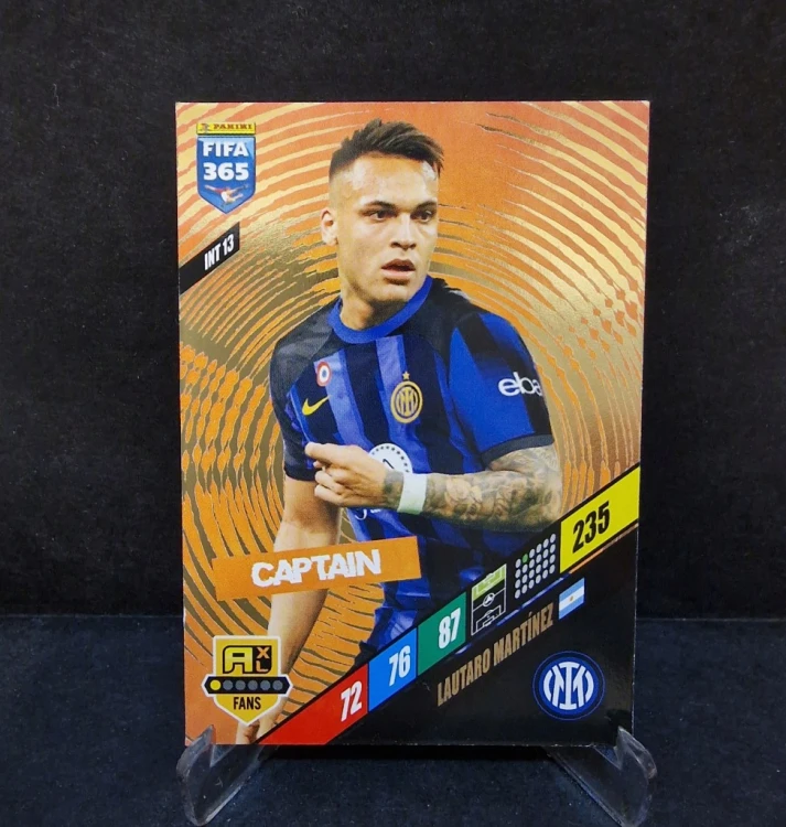 2023-24 Panini Fifa 365 Lautaro Martinez Inter Mediolan / OC33