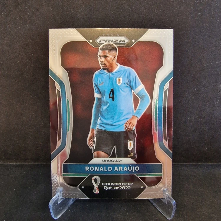 2022 Panini Prizm WC Qatar Ronald Araujo Urugwaj /PR28