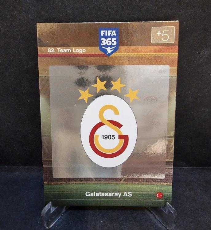 2015-16 Panini Fifa 365 Club Badge Galatasaray AS /PF9