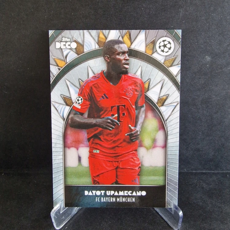 2024-25 Topps Deco Dayot Upamecano Bayern Monachium /M26