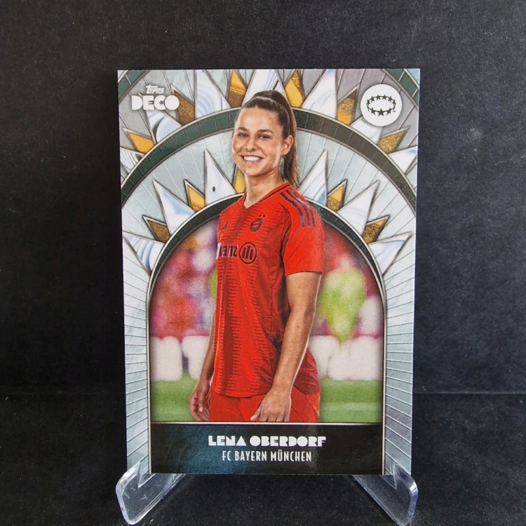 2024-25 Topps Deco Lena Oberdorf Bayern Monachium /M25