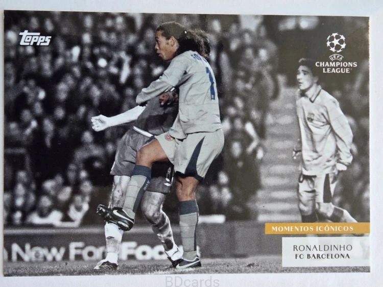 2023-24 Topps Simplicidad Ronaldinho Legend FC Barcelona /A